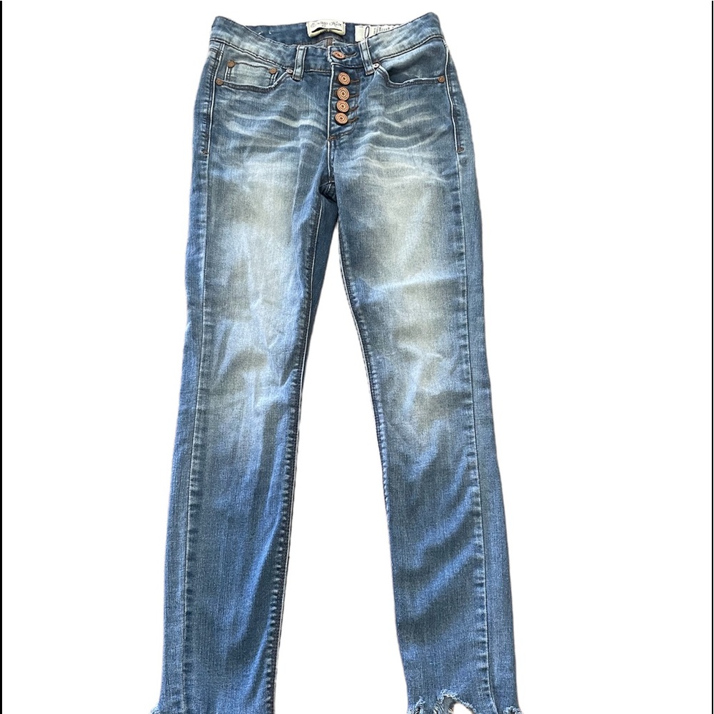 Indigo Rein Size 0 Ankle Jeans * Distressed‎ Ankle THRASHED ankle